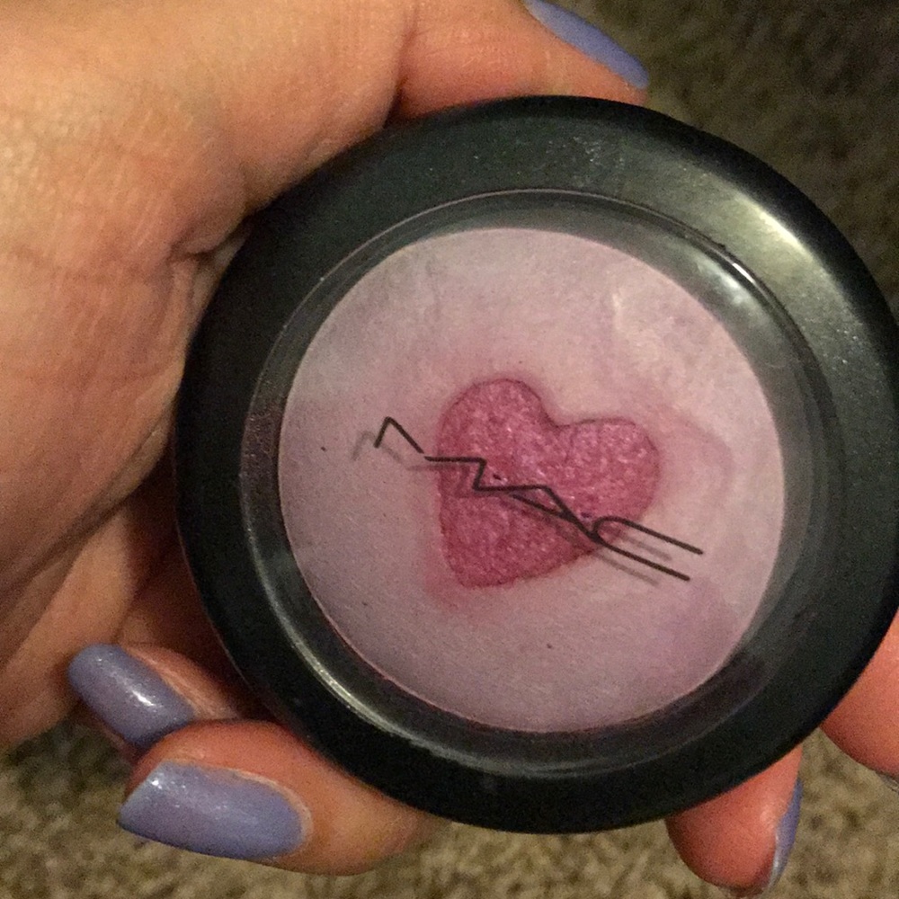MAC Mineralize Blush in Sakura